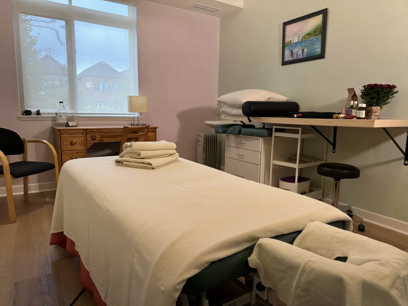 Rhythmical Massage therapy room